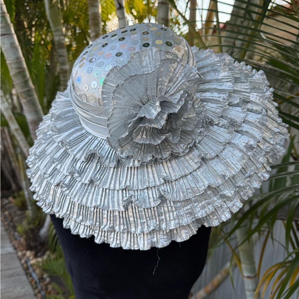 Vintage Silver Sequin Ruffle Statement Kentucky Derby